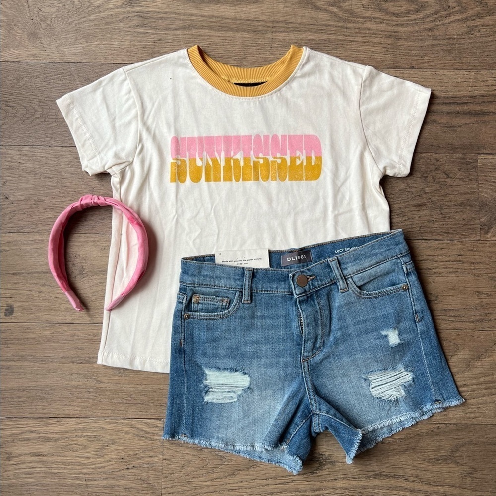 NWT Tiny Whales Sunkissed Tee 10